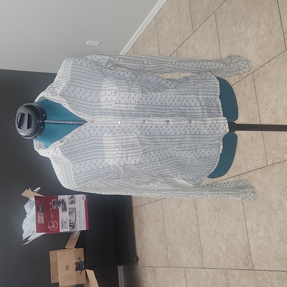 Offwhite long sleeve button down top - Picture 1 of 1